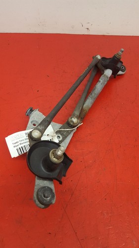 Toyota yaris xp90 - xp90, wiper